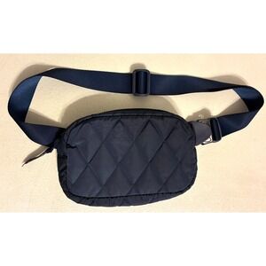 Vera Bradley Woodward Belt Bag Fanny Waist Pack Sling Crossbody Navy Blue Quilt